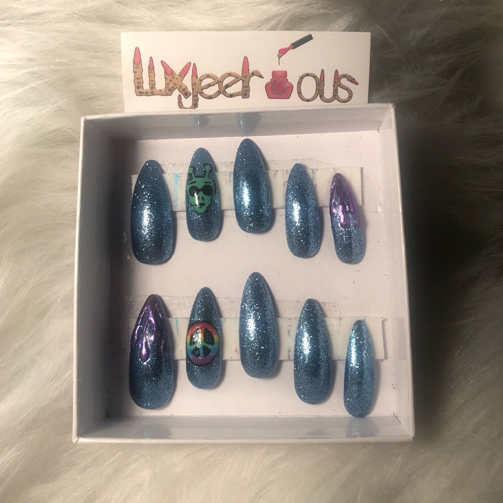 10 piece press on nails